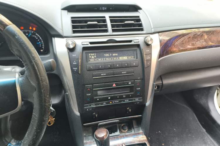 Used Toyota Camry 2015 2.0G Premier Edition