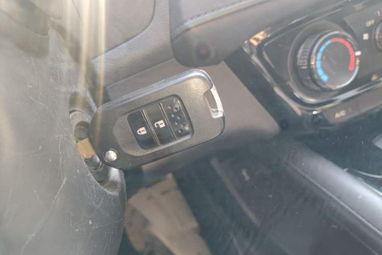 Used Honda Vezel 2020 1.5L CVT Pioneer Edition
