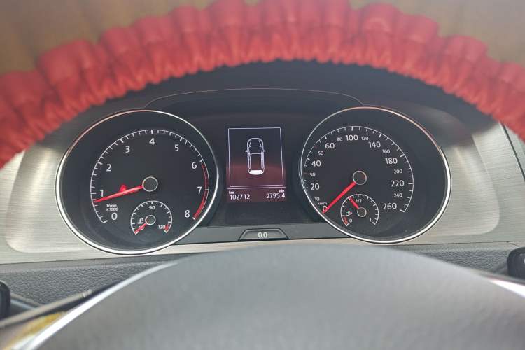 Used Volkswagen Golf 2015 1.4TSI Automatic Luxury Model