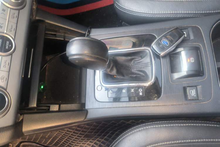 Used Subaru Outback 2015 2.5i Luxury Navigation Edition Gear Lever