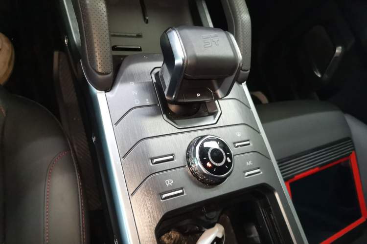 Used JETOUR Traveler 2023 1.5T Two-Wheel Drive Discovery PRO Gear Lever