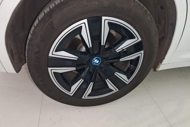 Used BMW iX3 2022 Updated Leading Version
