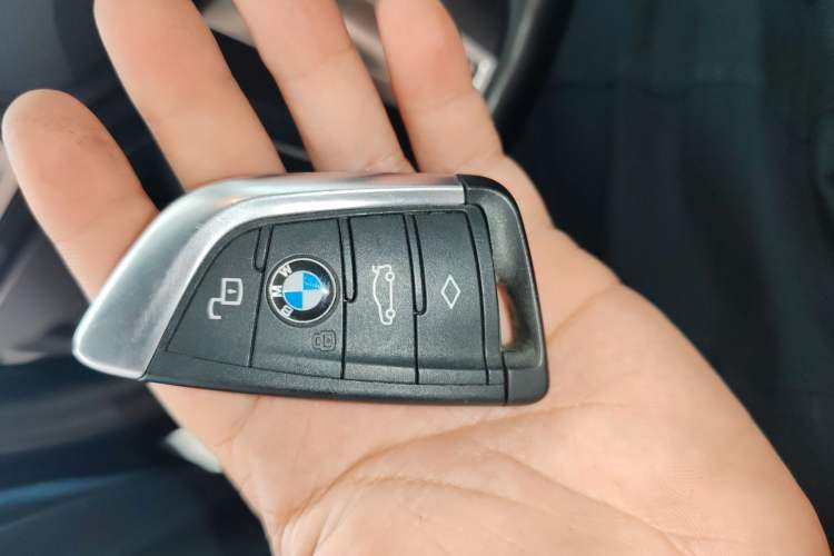 Used BMW 2 Series 2023 225i Four-Door Coupe M Sport Package Vehicle Key