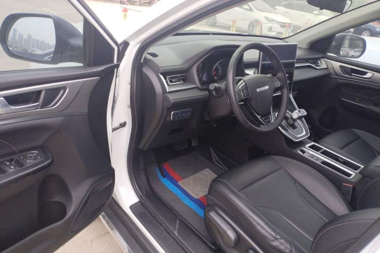 Used Haval M6 2021 PLUS 1.5T DCT Luxury Smart Connectivity Model Driver Seat