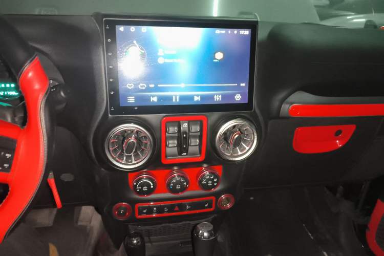 Used Jeep Wrangler 2017 3.0L Sahara Four-Door Comfort Edition
