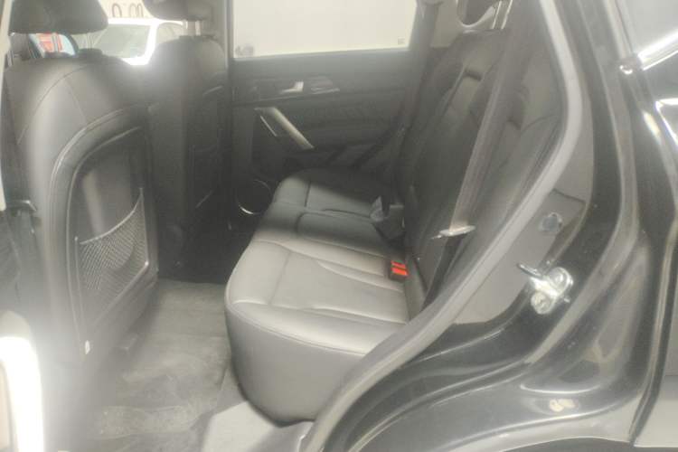 Used Haval H2 2016 Red-Label 1.5T Manual Two-Wheel Drive Luxury Model
