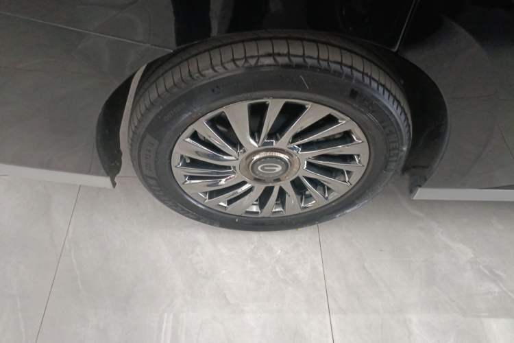 Used GAC Trumpchi M8 2023 Zongshi Series 400T Flagship Edition Exterior 5