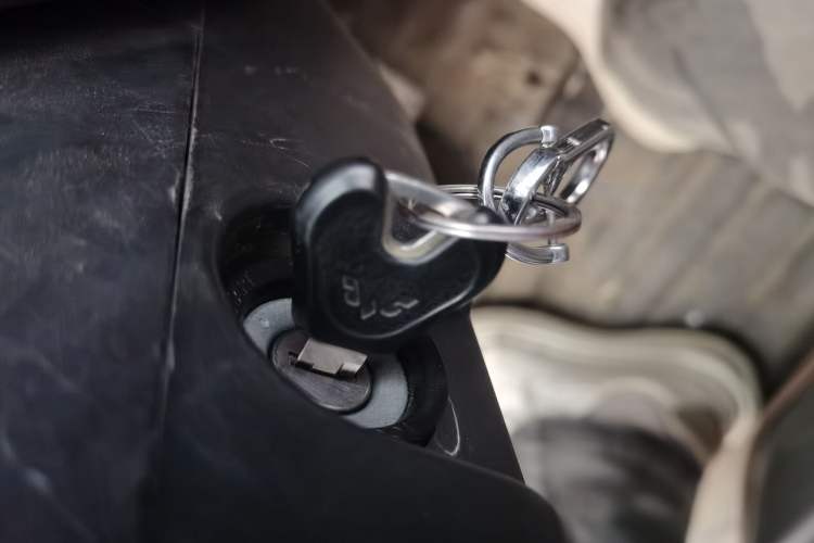 Used Wuling Zhiguang 2015 1.2L S Practical Model LSI
