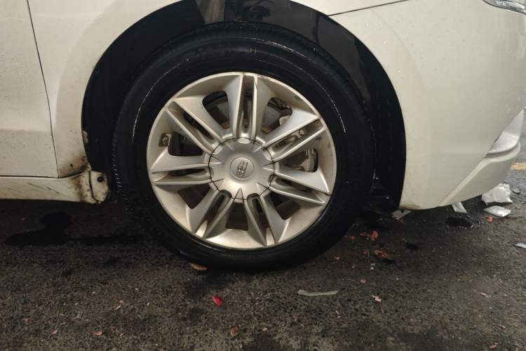 Used Geely Auto Emgrand GT 2015 2.4L Luxury Model