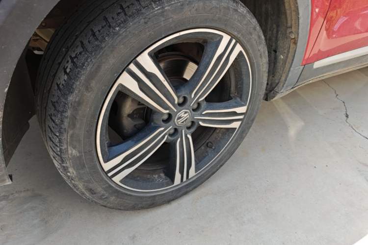 Used MG ZS 2019 1.5L Manual 65-inch Giant-Sized Sunroof Global Edition China VI Standard Left Front Wheel Hub