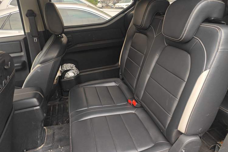 Used Wuling Zhengcheng  Left Rear Seat