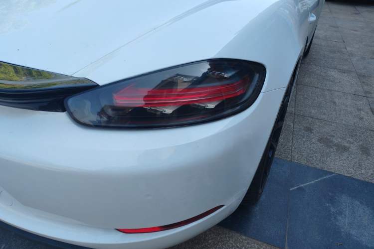 Used Porsche 718 2016 Boxster 2.0T Right Rear Taillight