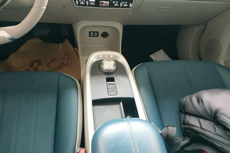 Used ORA Good Cat 2021 400km Standard Range Athena Edition Lithium-Ion Battery Gear Lever