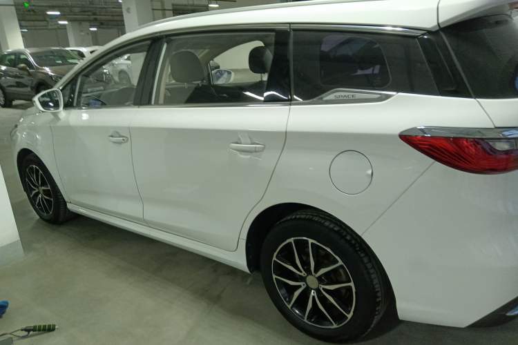 Used BYD Song MAX 2017 1.5T Automatic Smart Connect Elite 7-Seater