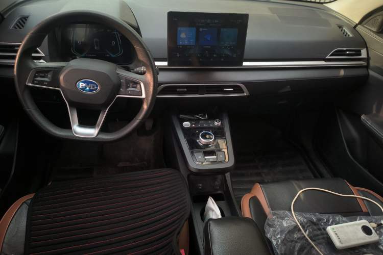 Used BYD e2 2021 Comfort Model Center Console