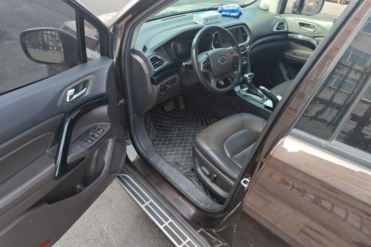 Used GAC Trumpchi GS4 2015 200T G-DCT Luxury Edition Driver Seat