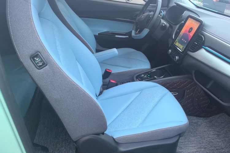 Used Chery QQ Little Ant 2022 Revised Version Sweet Pink Edition Half-Sugar Version Lithium Iron Phosphate 30.7 kWh 30 kW 301 km
