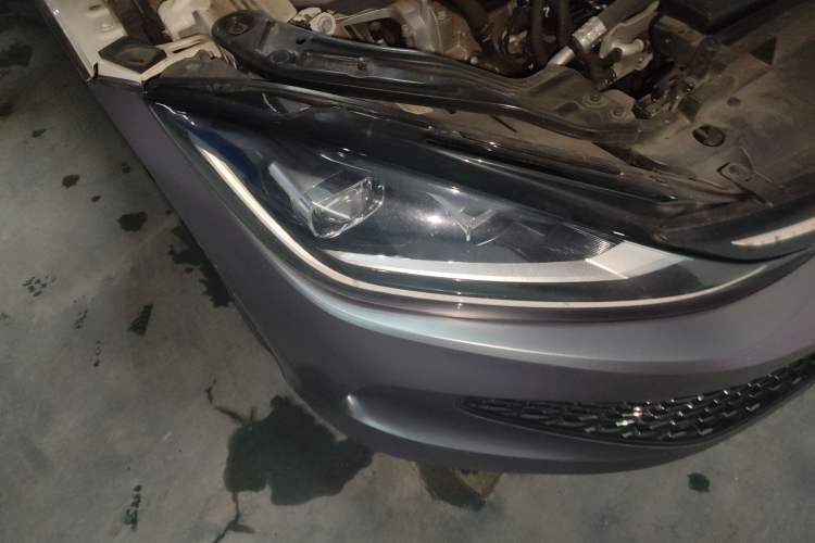 Used Volkswagen Lamando 2022 Lavida L 280TSI DSG Cool & Spicy Edition Right Front Headlight