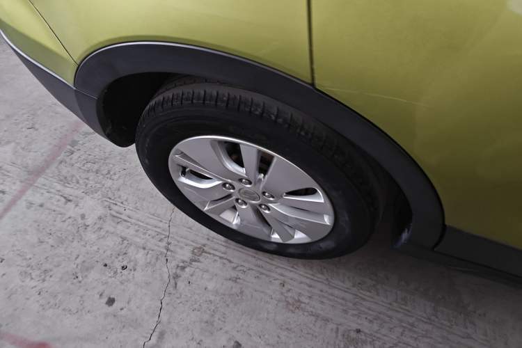 Used Suzuki S-Cross 2014 1.6L CVT Two-Wheel Drive Entry Model
