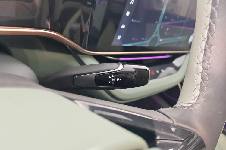 Used Hongqi EH7 2024 690 Pro