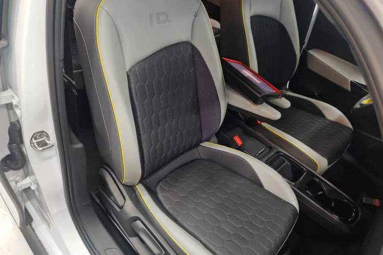 Used Volkswagen ID.3 2021 Pro Smart Edition Right Front Seat