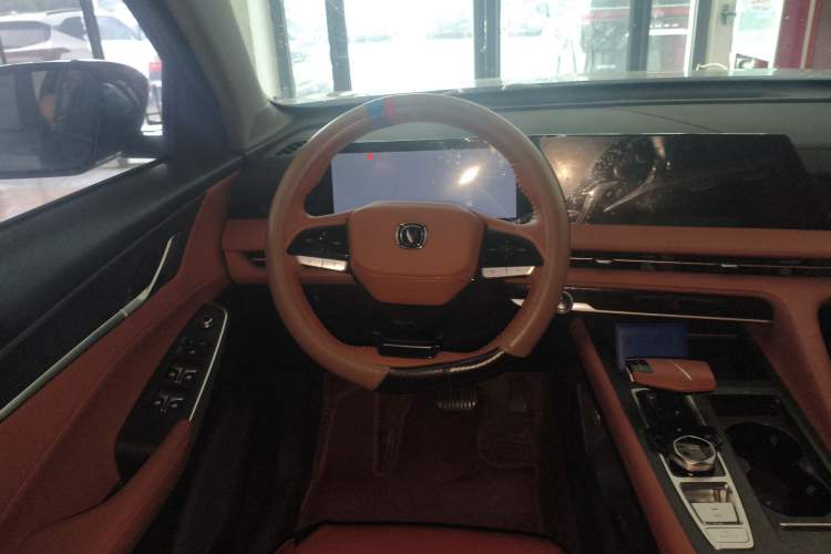 Used CHANGAN CS75 PLUS 2023 3rd Generation 1.5T Automatic Prestige Model Steering Wheel