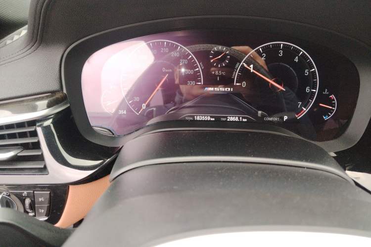 Used BMW 5 Series 2019 530Li Leading Model M Sport Package
