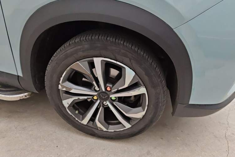 Used Wuling Asta 2021 1.5T CVT Star曜 Edition Right Front Wheel Hub