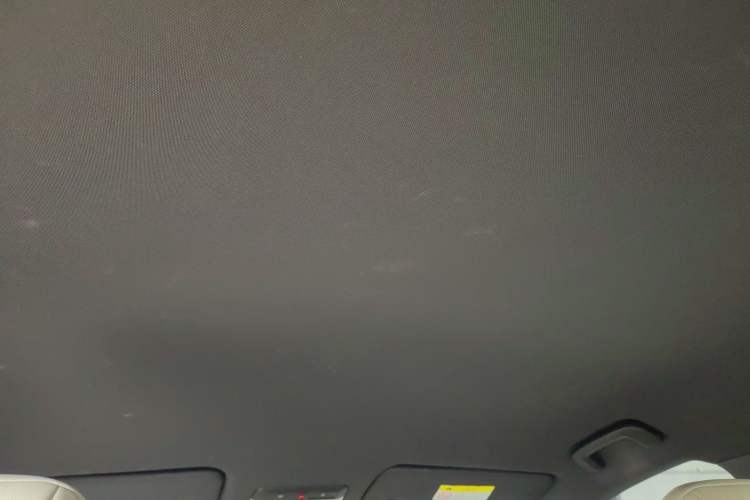 Used Baojun Yunhai 2024 140km Plug-in Hybrid Version
