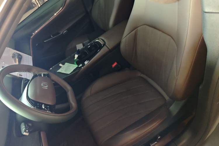 Used CHANGAN NEVO A07 2025 Range-Extended "True Fragrant" Edition 230 Flagship Model
