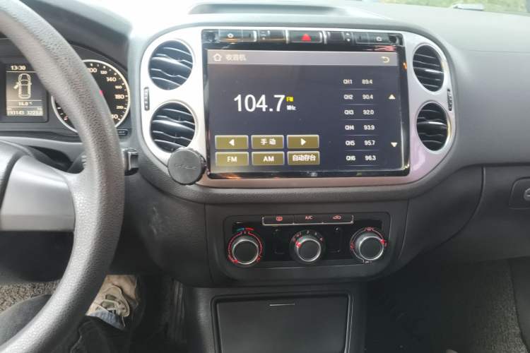 Used Volkswagen Tiguan 2015 1.8TSI Automatic Two-Wheel Drive Trend Edition