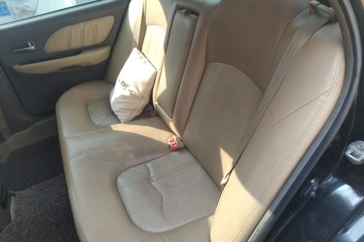 Used Hyundai MoInca 2009 2.0L Manual Luxury Edition GL
