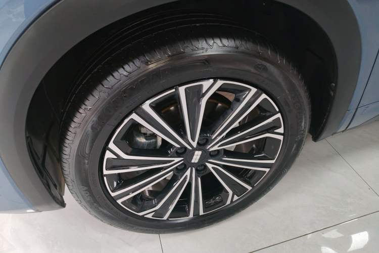 Used Geely Galaxy Galaxy Xingjian 7 EM-i 2025 120km Flagship Edition