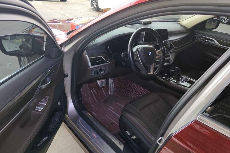 Used BMW 7 Series 2018 730Li Leading Model Excellence Package