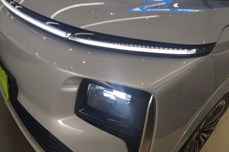 Used JETOUR Shanhai L9 2025 1.5TD 2DHT Flagship Edition 6 Seats
