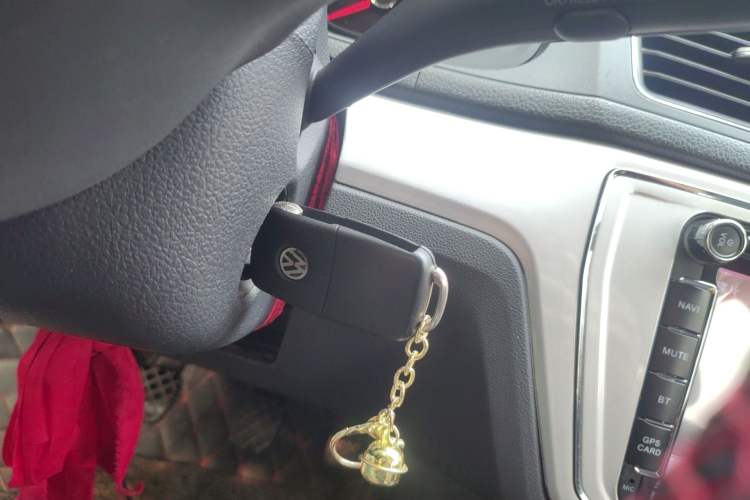 Used Volkswagen Lavida 2015 1.6L Manual Fashion Edition Vehicle Key