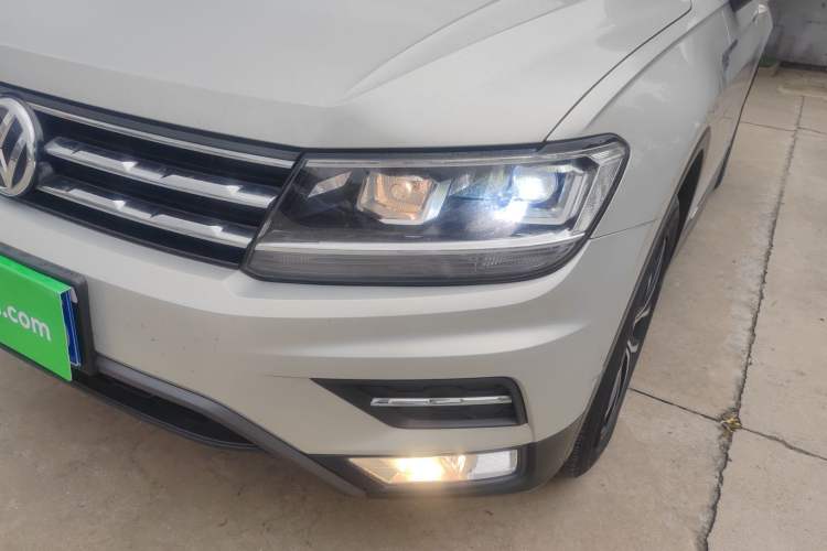 Used Volkswagen Tiguan L 2017 330TSI Automatic Two-Wheel Drive Luxury Edition
