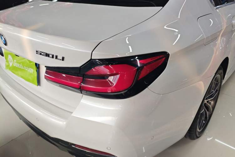 Used BMW 5 Series 2022 Second Facelift 525Li M Sport Package