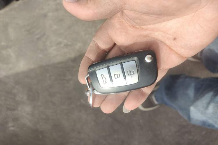 Used Geely Auto Vision 2016 1.5L Manual Happiness Edition