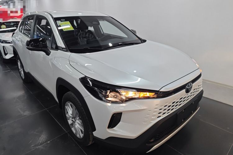 Used Toyota Corolla Cross 2026 Model 2.0L Pioneer Edition Front Right 45 Deg