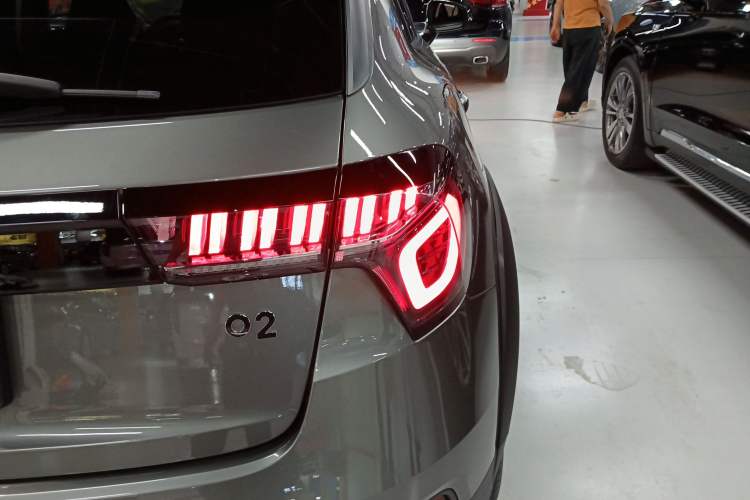 Used Lynk & Co 02 2022 2.0T DCT Shine Pro