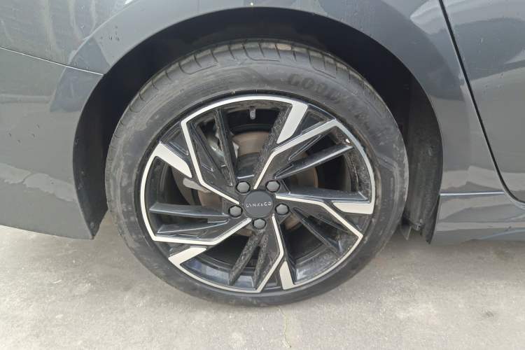 Used Lynk & Co 03 2023 1.5TD DCT JingPro
