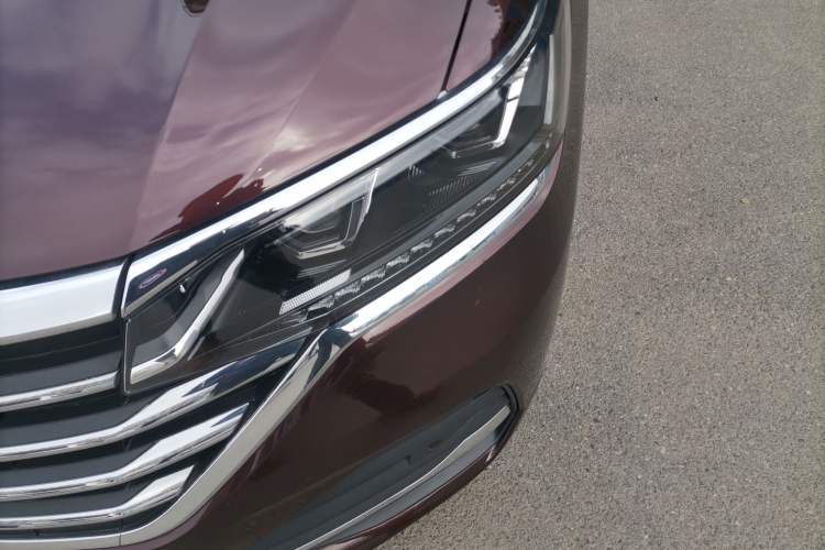 Used Volkswagen Viloran 2022 330TSI Luxury Edition
