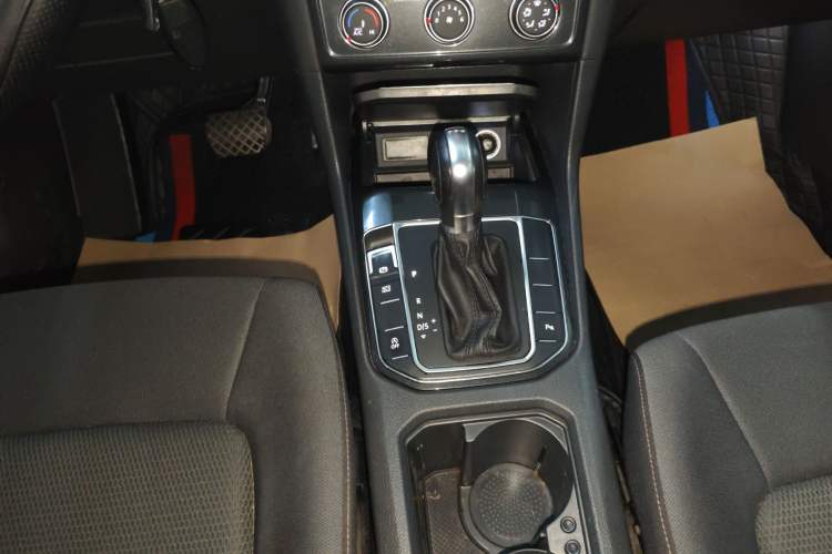 Used Volkswagen Golf Sportsvan 2016 230TSI Automatic Trend Edition