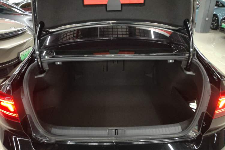 Used Volkswagen Magotan 2020 330TSI DSG Luxury Edition