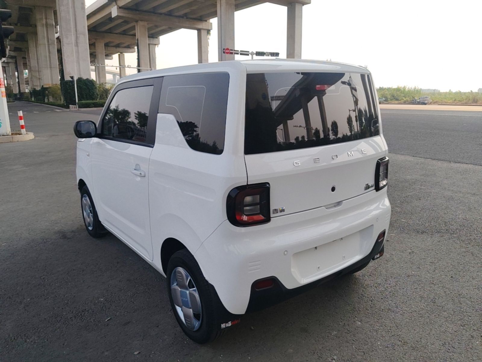 Geely Galaxy Panda 2023 Panda Mini 200km Endurance Bear — снимка 4