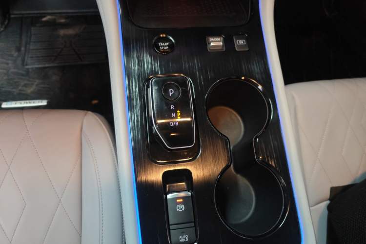 Used Nissan Sylphy 2023 Super Hybrid Electric Drive Ultra-Luxury Model