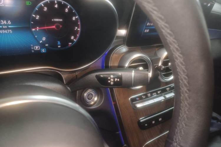 Used Mercedes-Benz GLC 2022 Refreshed GLC 300 L 4MATIC Dynamic Edition Prestige Version Gear Lever