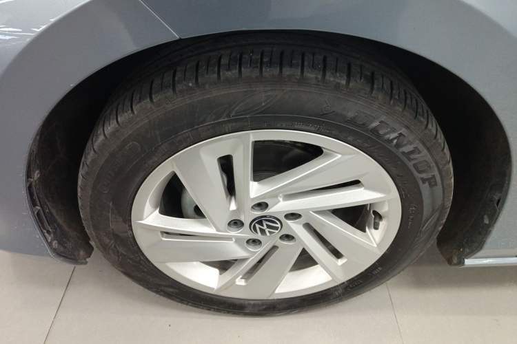 Used Volkswagen Lamando 2023 Lavida L 280TSI DSG Spicy Edition Left Front Wheel Hub