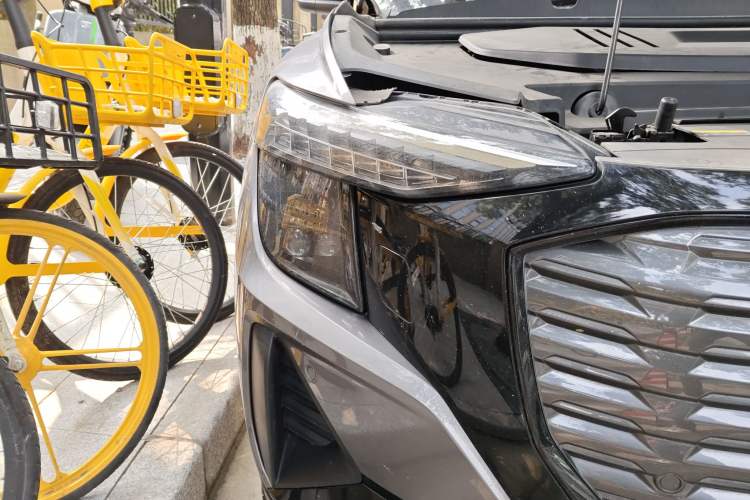 Used Audi Q5 e-tron 2022 40 e-tron Starlight Edition Mech Kit
